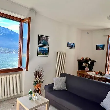 Amazing Terrace On Apartment Gera Lario